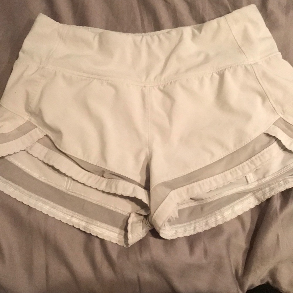 White lululemon shorts